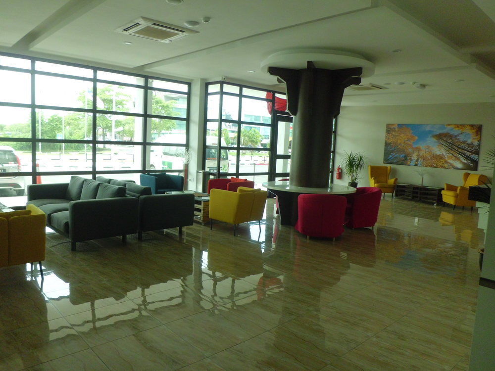 The Inn Bintulu Exteriér fotografie